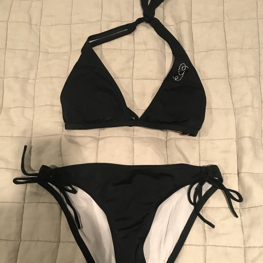 Guess bikini